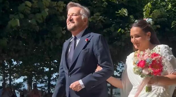 Christian De Sica, nozze vip per la figlia in Abruzzo: ci sono Verdone e la Ferilli