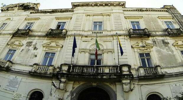 Castellammare, l'ombra della camorra sul voto: sei politici nel mirino della Dda