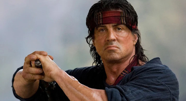 Stasera in tv, oggi venerdì 8 ottobre su Italia 1 «John Rambo»: curiosità e trama del film con Sylvester Stallone