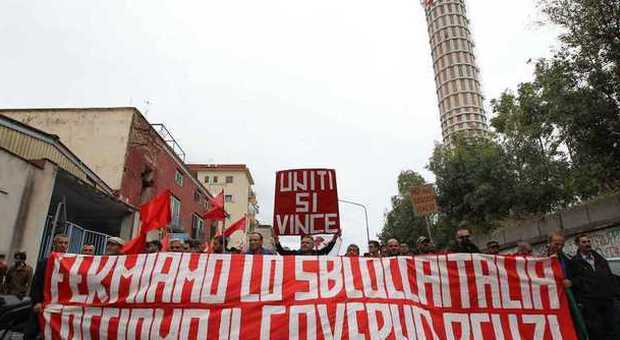I comitati di Bagnoli: «Se Renzi viene a Napoli pronti a proteste»