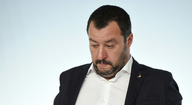 Versace, Salvini: sono stufo che i marchi migliori vadano all'estero