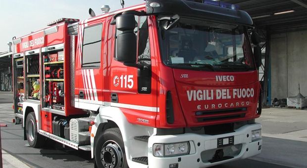 Paura per un principio d'incendio: sospesa la campagna abbonamenti del Padova