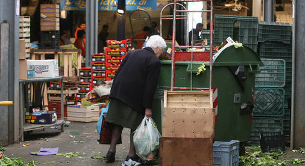 Istat: in Italia 1 su 4 a rischio povertà
