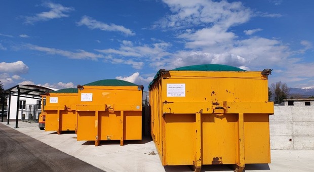 Frosinone, aperto il nuovo centro di raccolta dei rifiuti: «Così crescerà la differenziata»