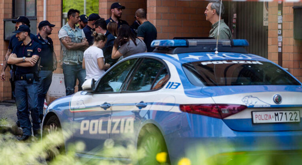 Roma, rapina nel parcheggio di un hotel all'Eur finisce male: la vittima ferita gravemente da un colpo di pistola