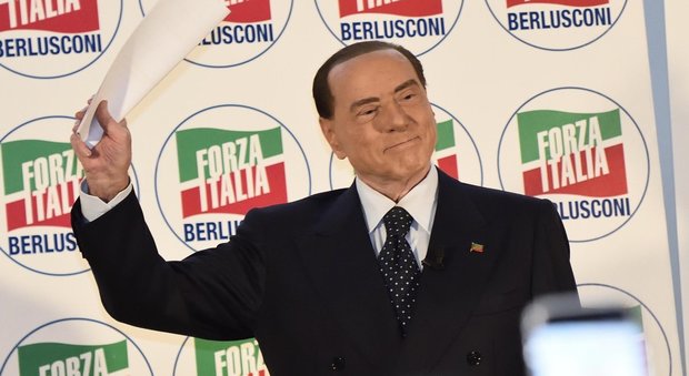 Berlusconi: "Il nostro candidato in Lombardia è Attilio Fontana. Se vinciamo, aboliremo Jobs-Act"