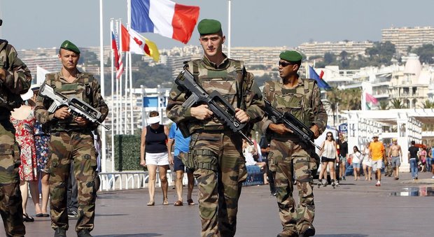 Francia, fermato un tassista: trovati esplosivi e armi in casa