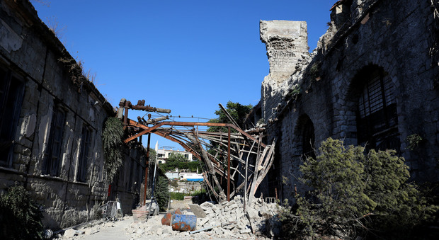Ischia, emergenza sfollati: «In hotel e residence non oltre l'inverno»