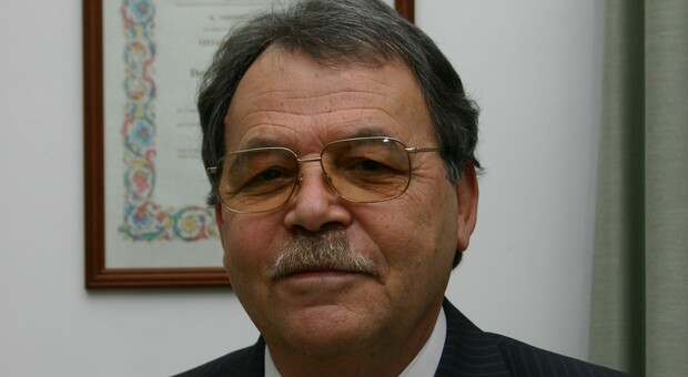 L'ex sindaco di Minturno Pino Sardelli