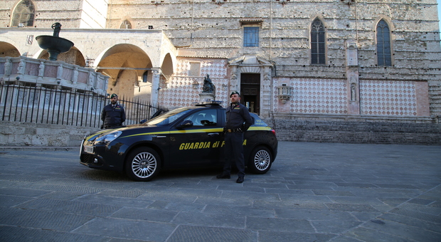 Perugia, feste sicure: in azione la Guardia di Finanza sequestrati migliaia di prodotti