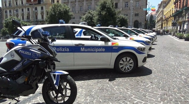 La polizia locale di Napoli