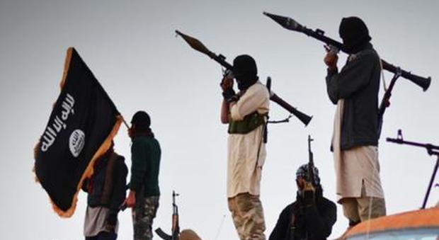 L'Isis: «Abbiamo abbattuto caccia libico e ucciso il pilota»