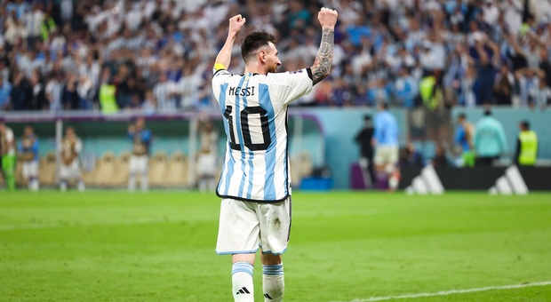 Messi celebra «Argentina, 1985»: è il film che racconta il processo alla dittatura candidato all'Oscar come miglior film straniero
