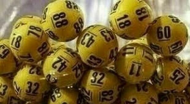 Lotto, SuperEnalotto e 10eLotto, le combinazioni e i numeri vincenti dell'estrazione di oggi, martedì 19 marzo. Le quote