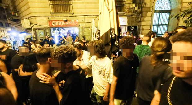 Napoli, de Magistris boccia l'ordinanza di De Luca: «Perché stop all'alcol dopo le 22?»