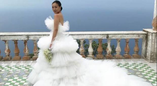 Matrimonio da favola a Capri: centinaia di invitati da Hong Kong a Villa Lysis per le nozze di Feiping Chang
