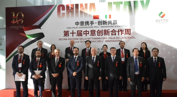 I rappresentanti di Cina e Italia