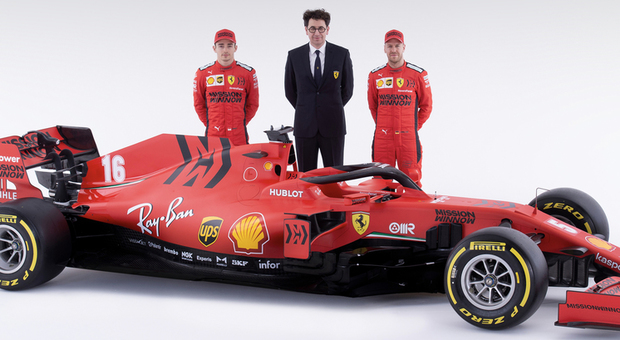 Vettel e Leclerc partono alla pari con la nuova Ferrari SF1000