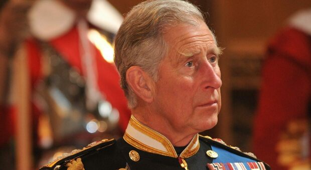 Carlo III, l'incoronazione lo stesso giorno del compleanno del nipote Archie. Cosa significa per i Sussex?