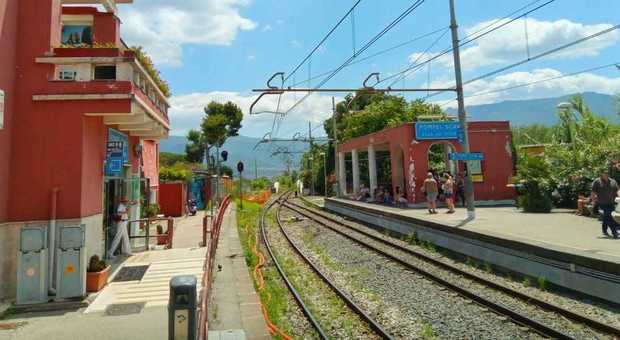 Turista cileno disperso e ritrovato sul treno della Circumvesuviana per Pompei