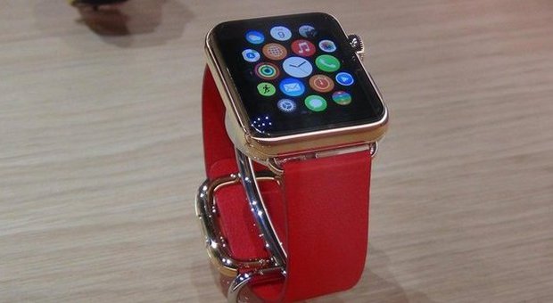 Apple Watch arriva a Milano: l'orologio di Cupertino in vetrina al Salone del Mobile