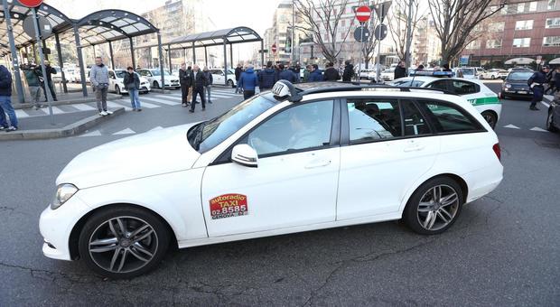 Lo sciopero dei taxi in tutta Italia