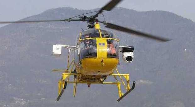 Ascoli, linee elettriche sotto controllo Monitoraggio con l'elicottero dell'Enel