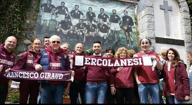 I tifosi del Torino solidali con i Vesuviani