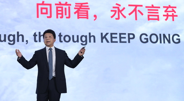 Huawei, il presidente Ping contro il nuovo bando Usa: «Danneggerà l'economia mondiale e i loro stessi interessi»