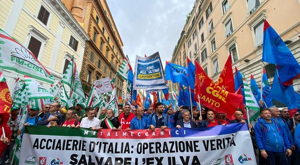 Una protesta a Roma dei dipendenti ex Ilva