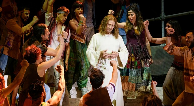 Roma, al Teatro Sistina applausi a scena aperta per la première di Jesus Christ Superstar