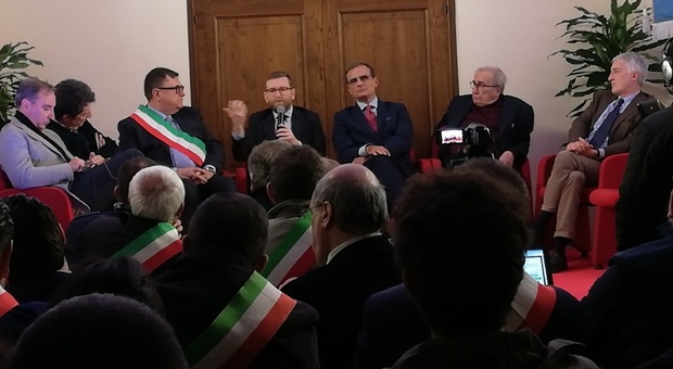 Il ministro Provenzano a Palomonte: «Riprogrammare le risorse non spese»