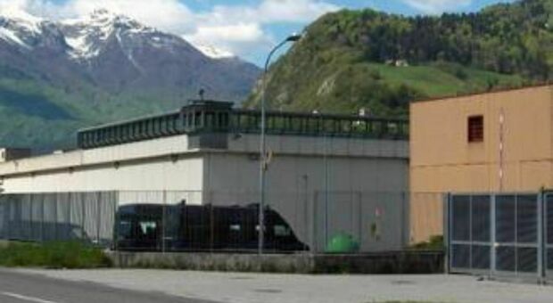 Il carcere più affollato d'Italia è a Tolmezzo: occupazione al 190%