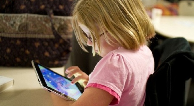 La Pro loco regala tablet e-Reader La tecnologia aiuta a studiare