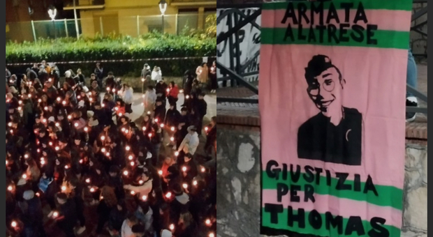 La fiaccolata di ieri sera e uno striscione affisso in piazza, dove fu assassinato il giovane