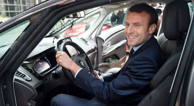 Conte copi Macron: un piano da 8 miliardi per la mobilità del futuro. E l'Italia perde un altro treno