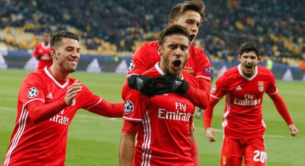 Il Benfica si affida agli attaccanti Salvio e Guedes, i più pericolosi