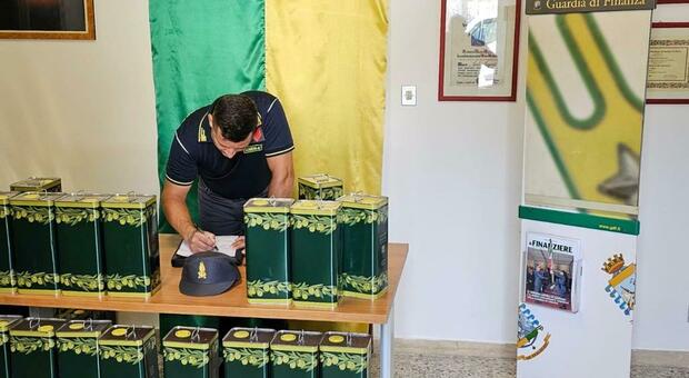 Sequestrati 775 litri di olio d'oliva in Salento: era privo di etichetta e garanzie di qualità