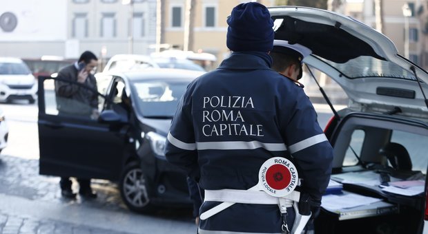 Roma, blocco delle auto per lo smog valori sforati in 9 centraline su tredici: una in più