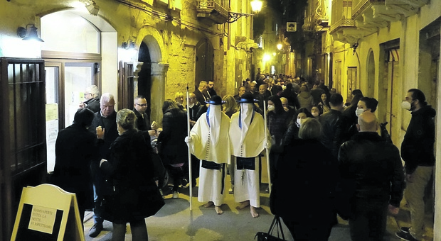 Un'immagine della processione dell'Addolorata in Città Vecchia