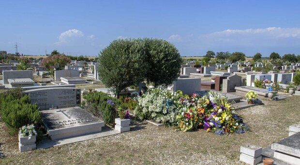 Il cimitero Laurentino bloccato tra 8 anni tra vincoli e lavori mai partiti
