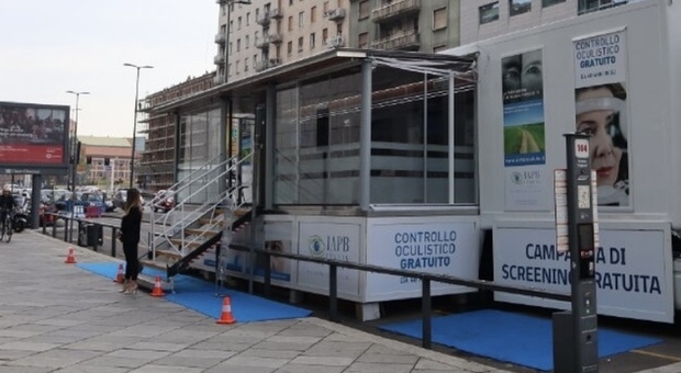 Napoli, tornano i sabato dello screening: controlli in piazza per prevenire i tumori