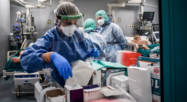 Coronavirus, altri 4 medici morti, contagiati 6.205 operatori sanitari