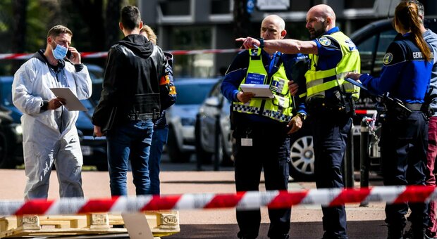 Orrore in Svizzera, un'intera famiglia si butta dal settimo piano: quattro morti, grave il figlio 15enne
