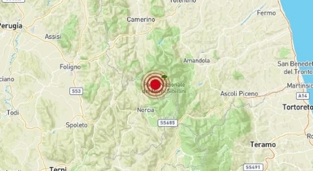 Terremoto tra Marche e Umbria, paura in serata a Norcia