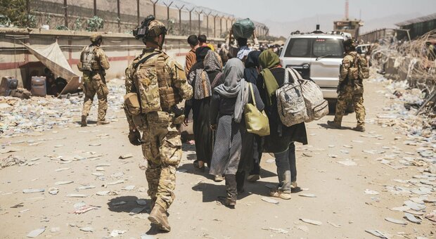 Afghanistan, Di Maio: «Quando gli Usa lasciano, via anche l'Italia»