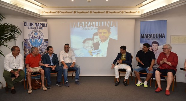 «Maradona il sogno di un bambino», Ceci presenta il libro a Capri