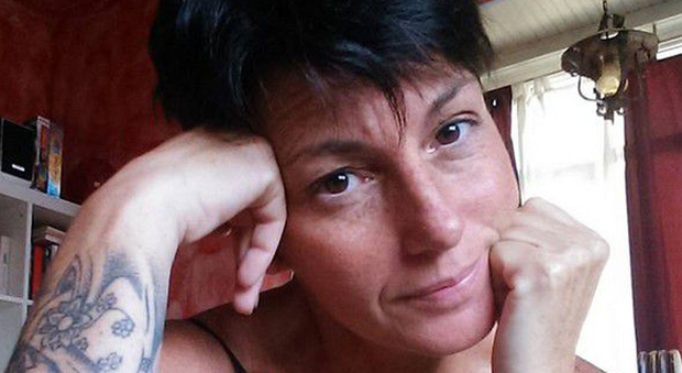 GF1, Cristina Plevani infuriata: "Caduta in miseria? Dalle stelle alle stalle tua sorella!"
