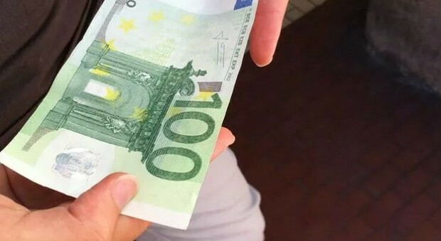 In giro per il Friuli a fare shopping con banconote false da 50 e 100 euro: la tecnica della coppia rom
