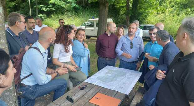 immagine Parco dei Camaldoli a Napoli, sopralluogo per i lavori di riqualificazione